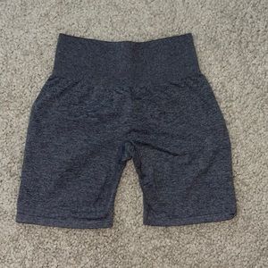 NVGTN scrunch seamless shorts
